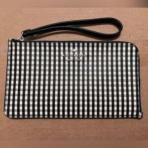kate spade Lucy Medium L-Zip Black & White Gingham Wristlet